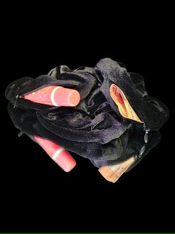 Scrunchie with a secret zipper